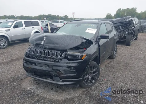 2024 Jeep Compass Limited 4X4 z USA, uszkodzony, nr VIN 3C4NJDCN1RT116423